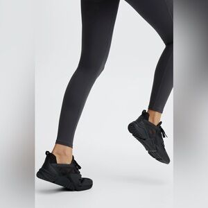 Fabletics Venice Performance Sneaker